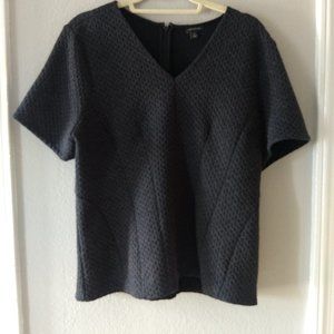 Ann Taylor Black V Neck Top,  Short Sleeve,Textured Pattern, Size XL